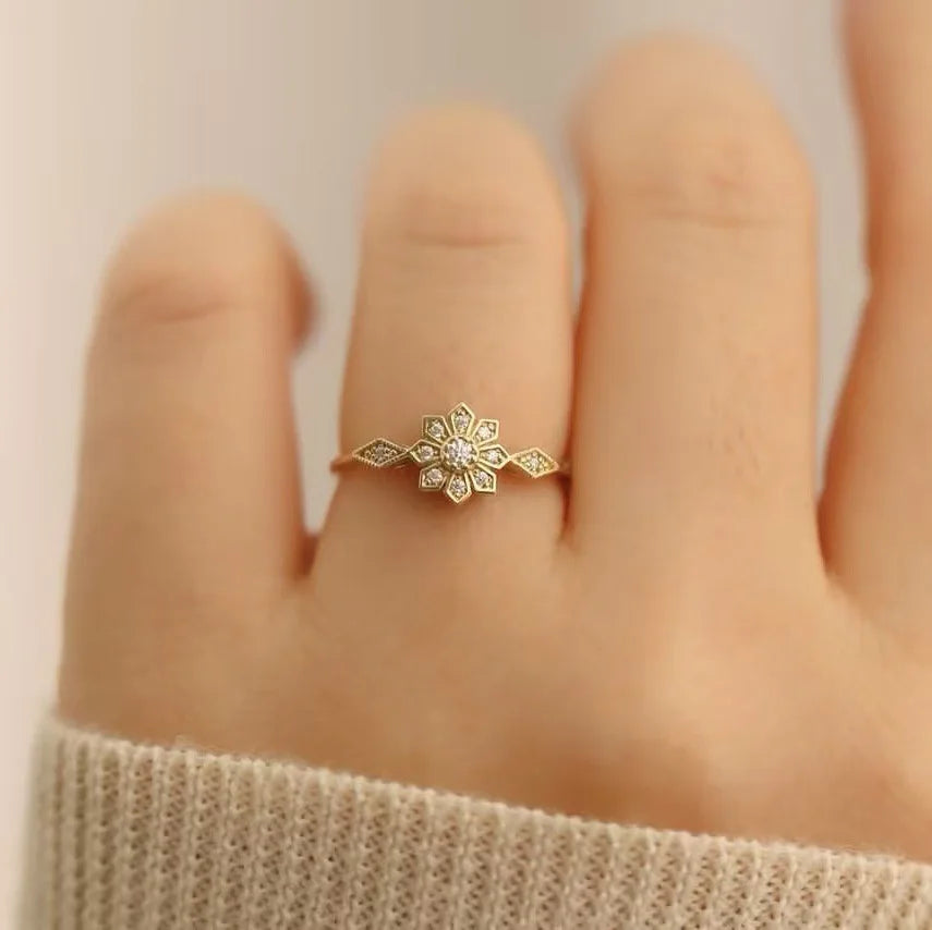 Ins new snowflake shape ring simple and fashionable sunflower women's accessories are all-matched temperament